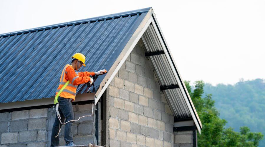 Professional residential roofers in Schiller Park, IL